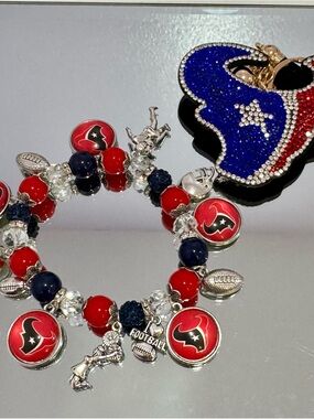 New Red Charm Bracelet & Keychain Set